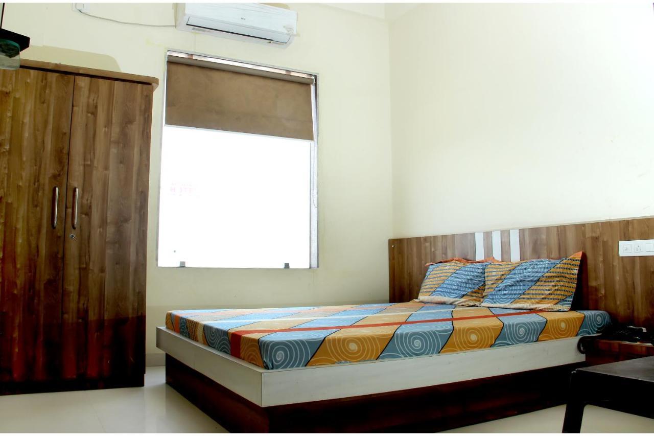 Athitya Hotel And Resort Sikar 외부 사진