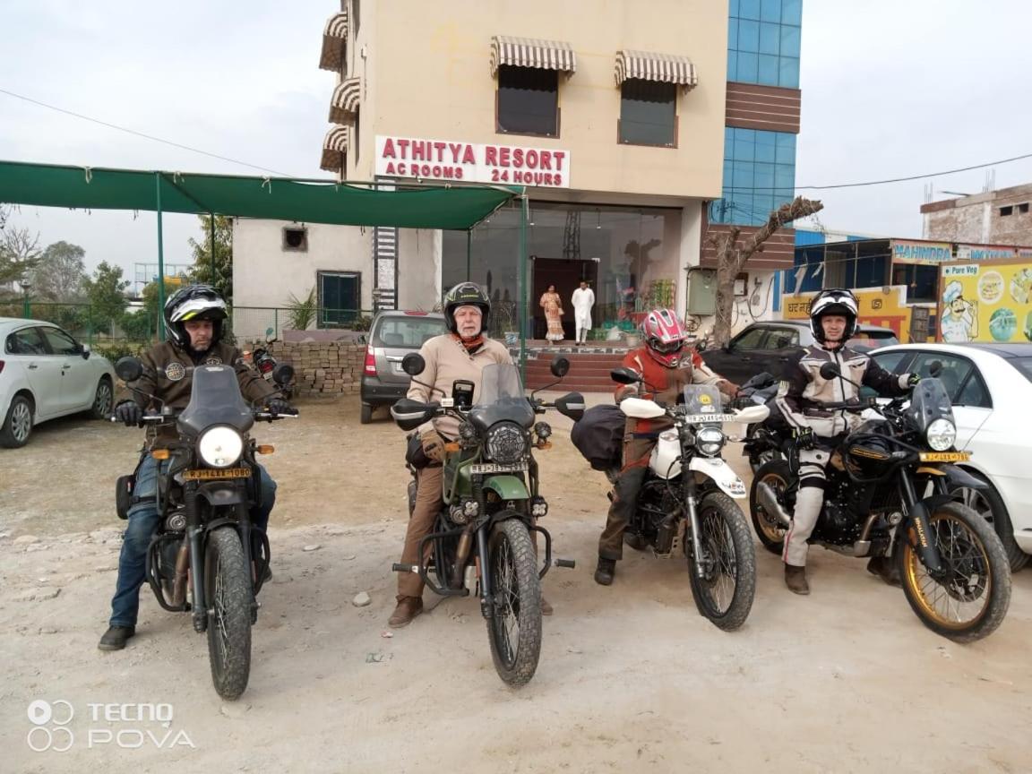 Athitya Hotel And Resort Sikar 외부 사진